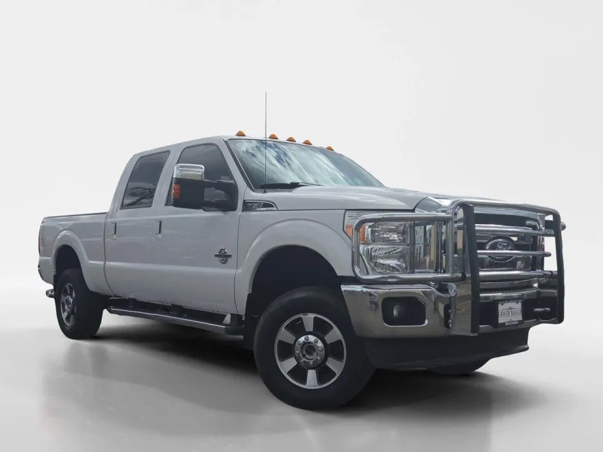 2013 Ford F-350 Lariat photo 1