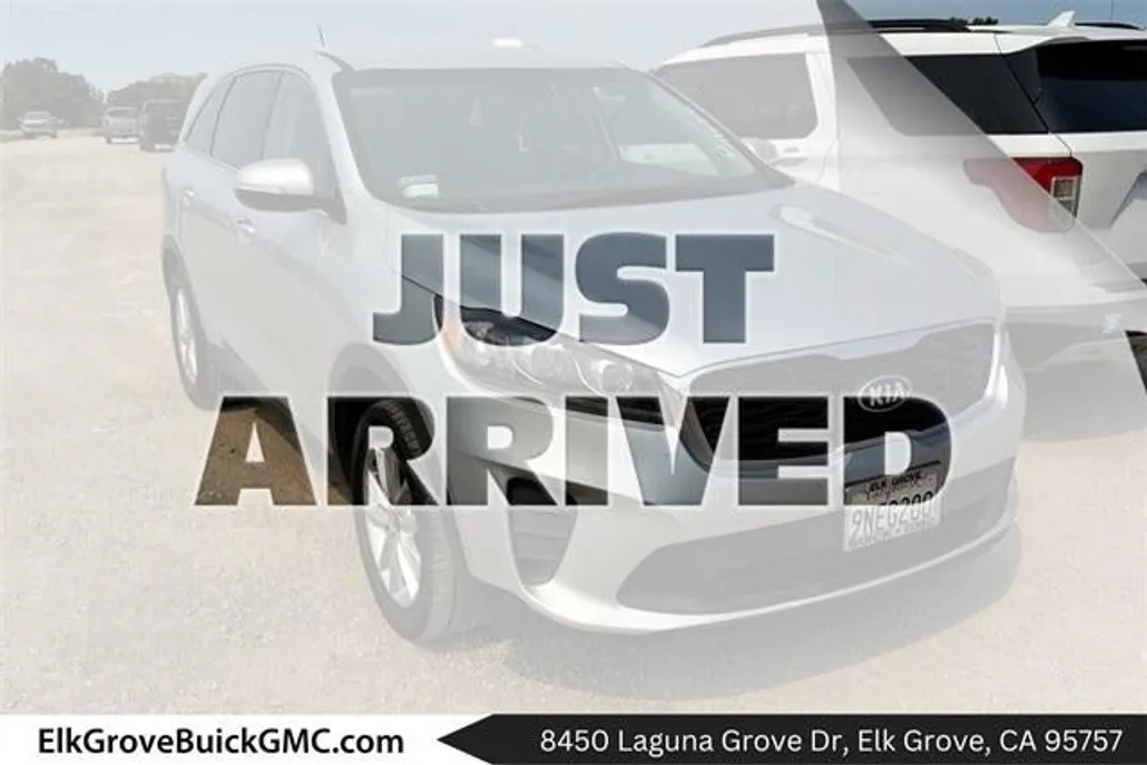 2020 Kia Sorento LX photo 1