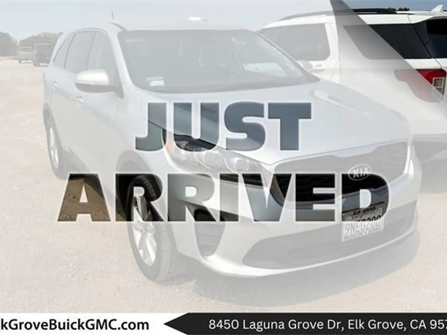 2020 Kia Sorento LX photo 1