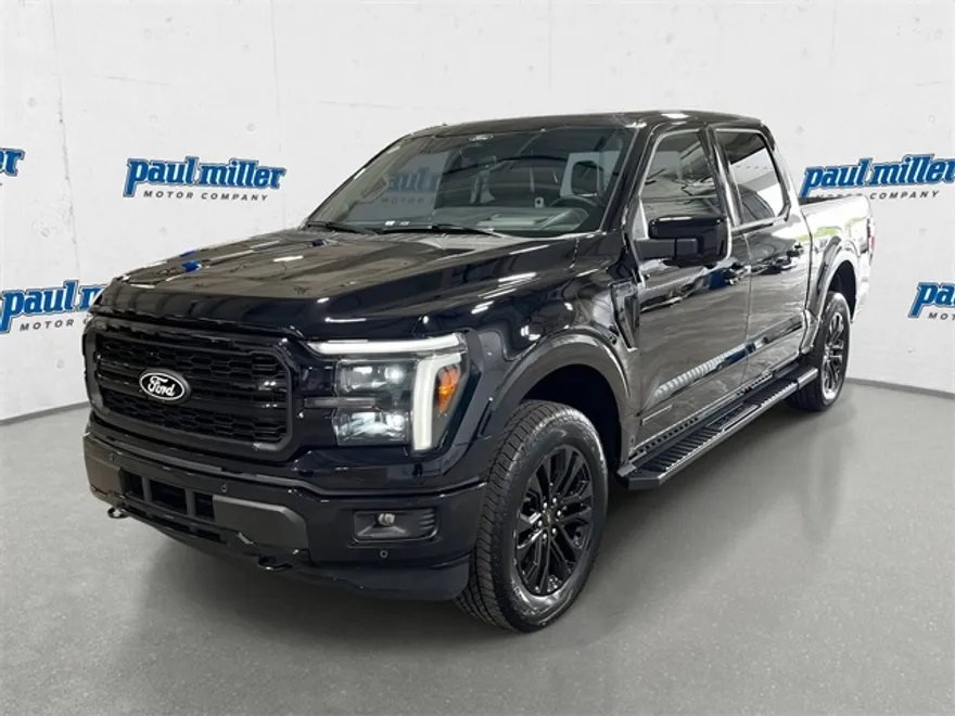 2025 Ford F-150 Lariat photo 1