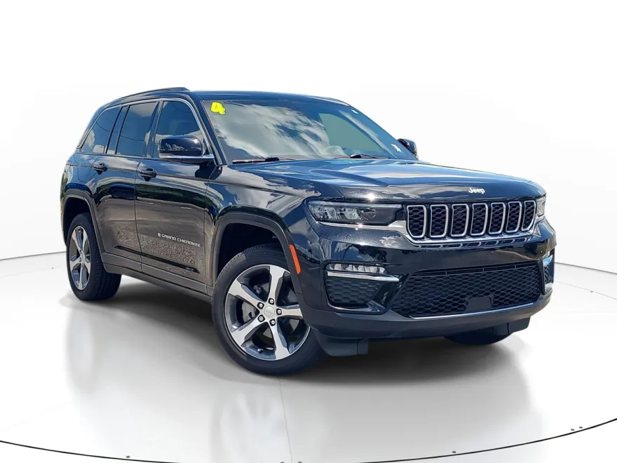 2024 Jeep Grand Cherokee Limited photo 1