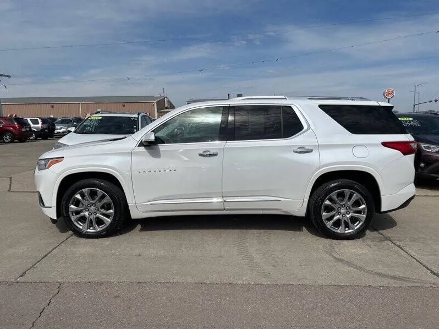 2018 Chevrolet Traverse Premier photo 1