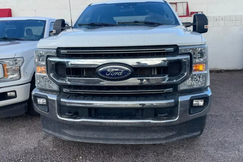 2022 Ford F-350 XLT photo 1