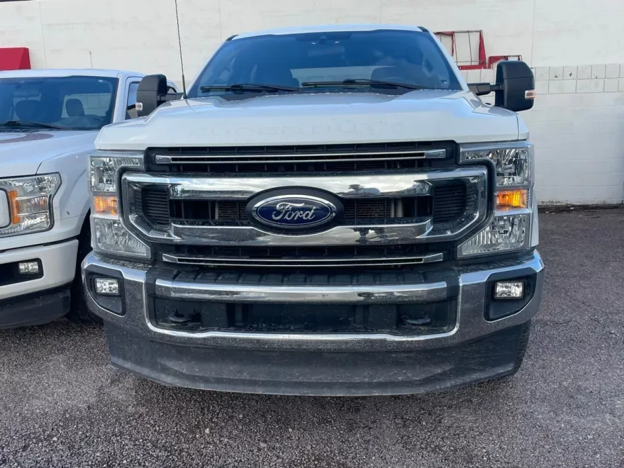 2022 Ford F-350 XLT photo 1