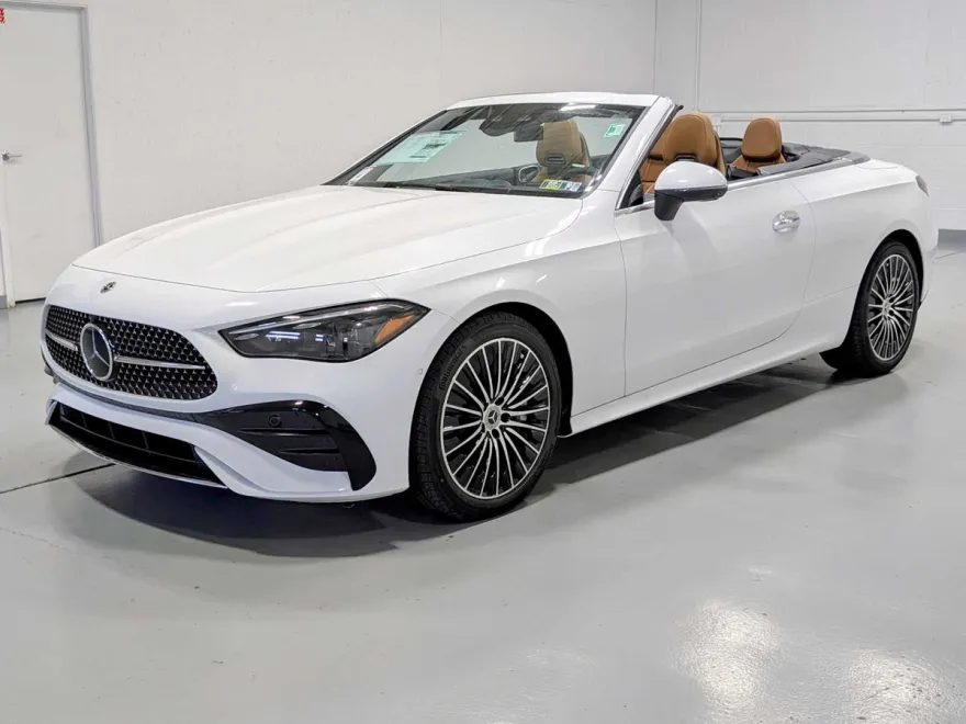 2026 Mercedes Benz CLE 450 4MATIC photo 1