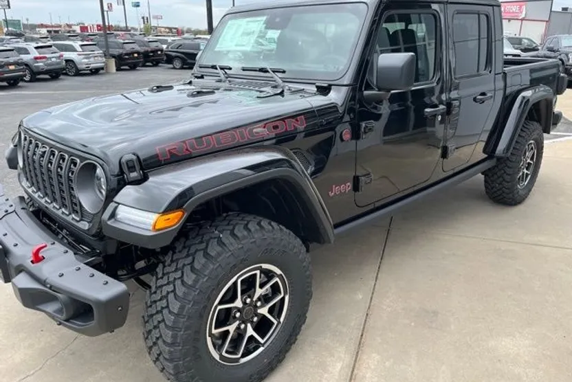 2025 Jeep Gladiator Rubicon photo 1