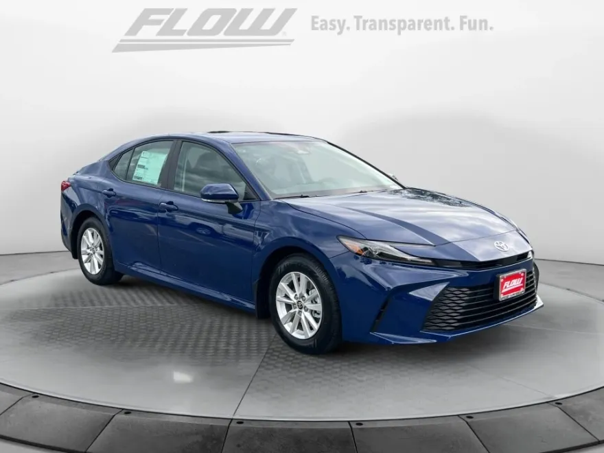 2026 Toyota Camry LE photo 1