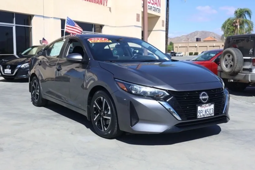 2024 Nissan Sentra SV photo 1