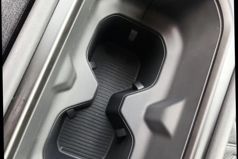 2026 Nissan Kicks SV photo 1
