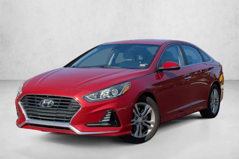 2018 Hyundai Sonata SEL photo 1