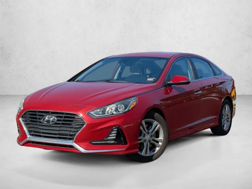 2018 Hyundai Sonata SEL photo 1