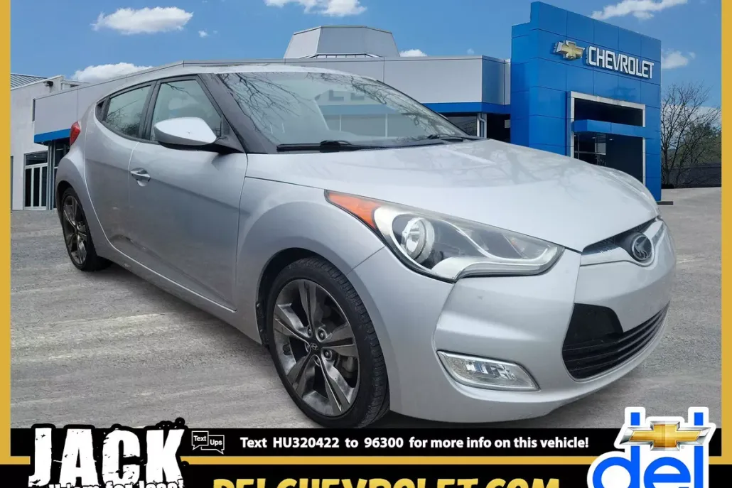 2017 Hyundai Veloster Value Edition photo 1