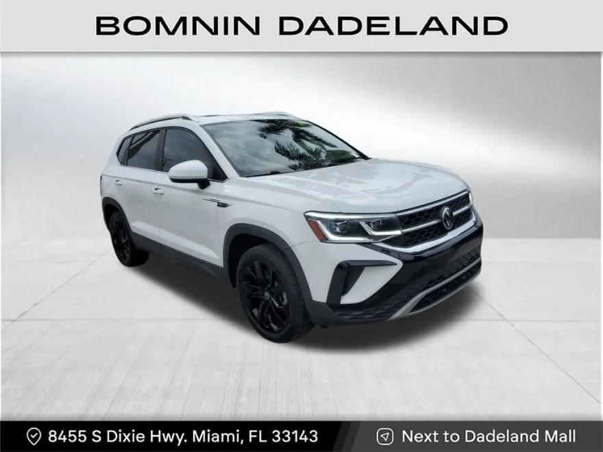 2022 Volkswagen Taos SEL photo 1