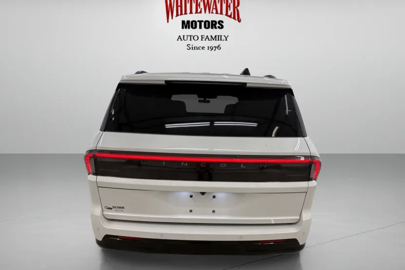 2025 Lincoln Navigator Reserve photo 1