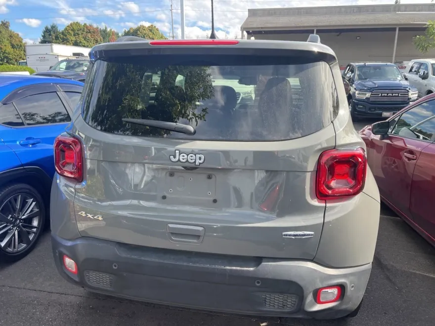 2021 Jeep Renegade Latitude photo 1