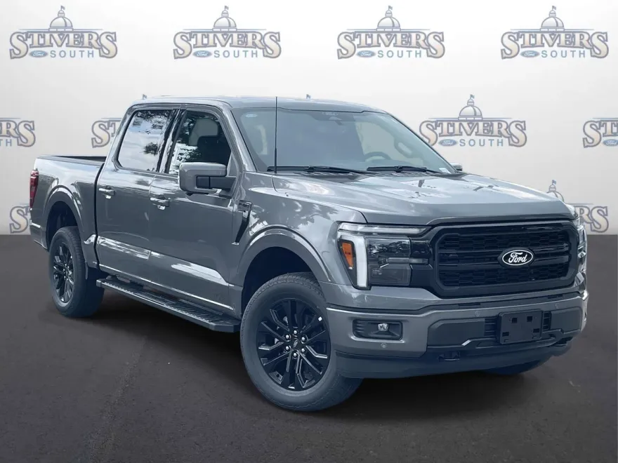 2025 Ford F-150 Lariat photo 1