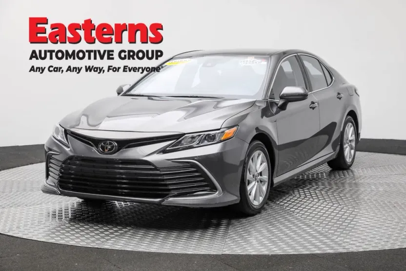 2024 Toyota Camry LE photo 1