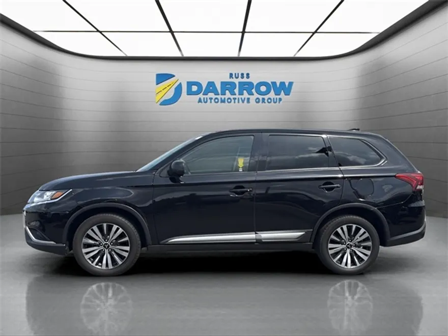 2020 Mitsubishi Outlander ES photo 1