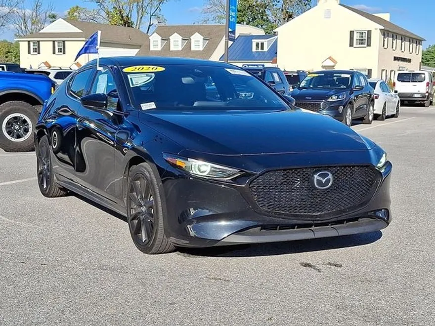 2020 Mazda Mazda3 Premium Hatchback photo 1