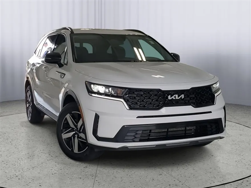 2022 Kia Sorento S photo 1