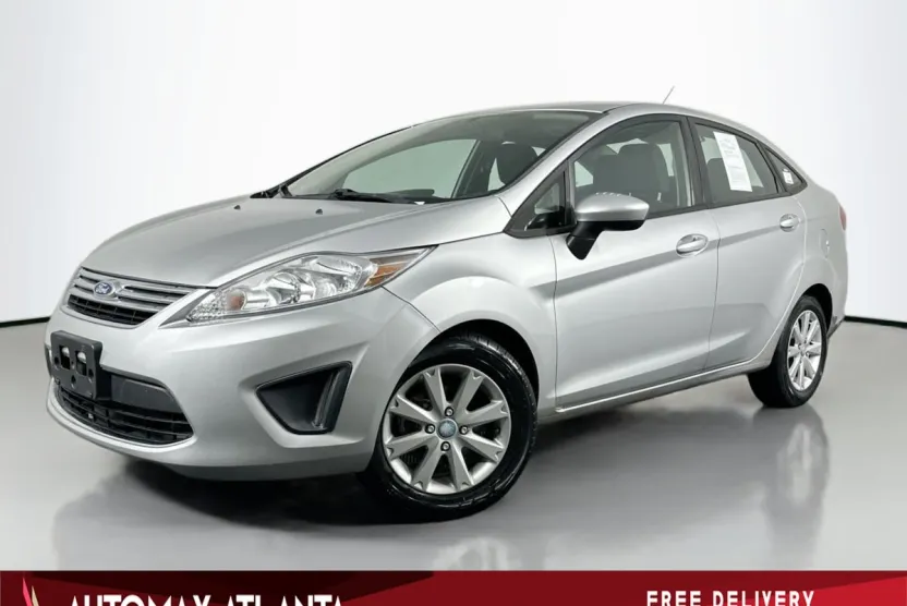 2011 Ford Fiesta SE photo 1