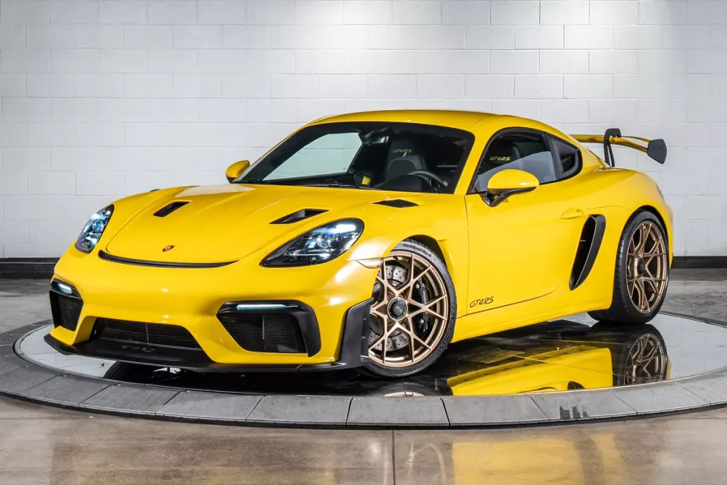 2025 Porsche Cayman GT4 RS photo 1