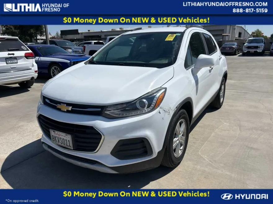 2019 Chevrolet Trax LT photo 1