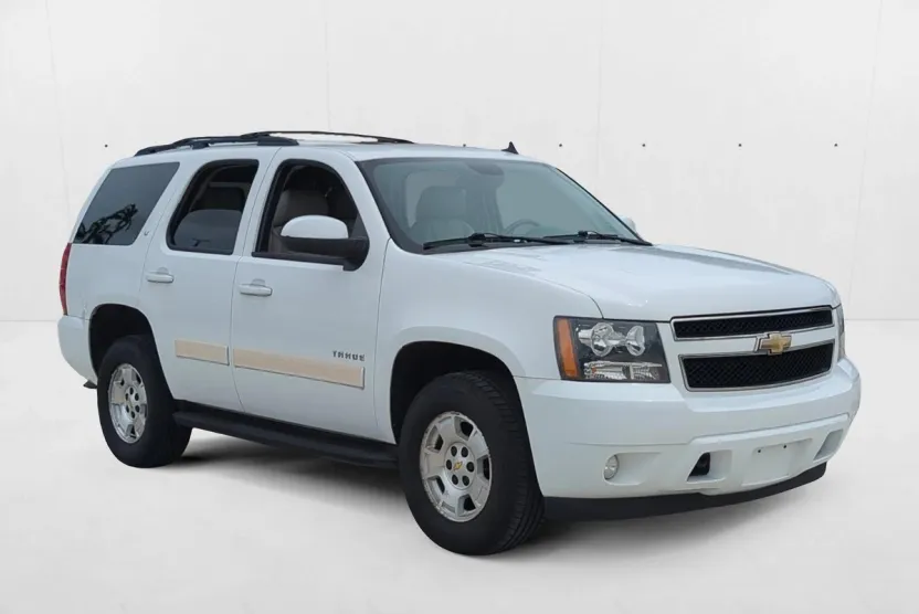 2011 Chevrolet Tahoe LT photo 1