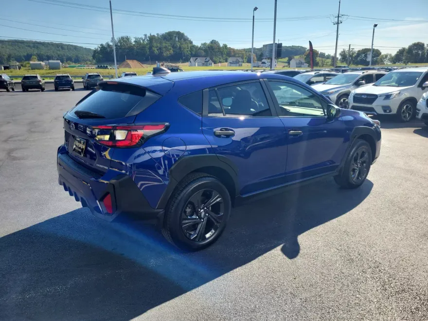 2024 Subaru Crosstrek Base photo 1