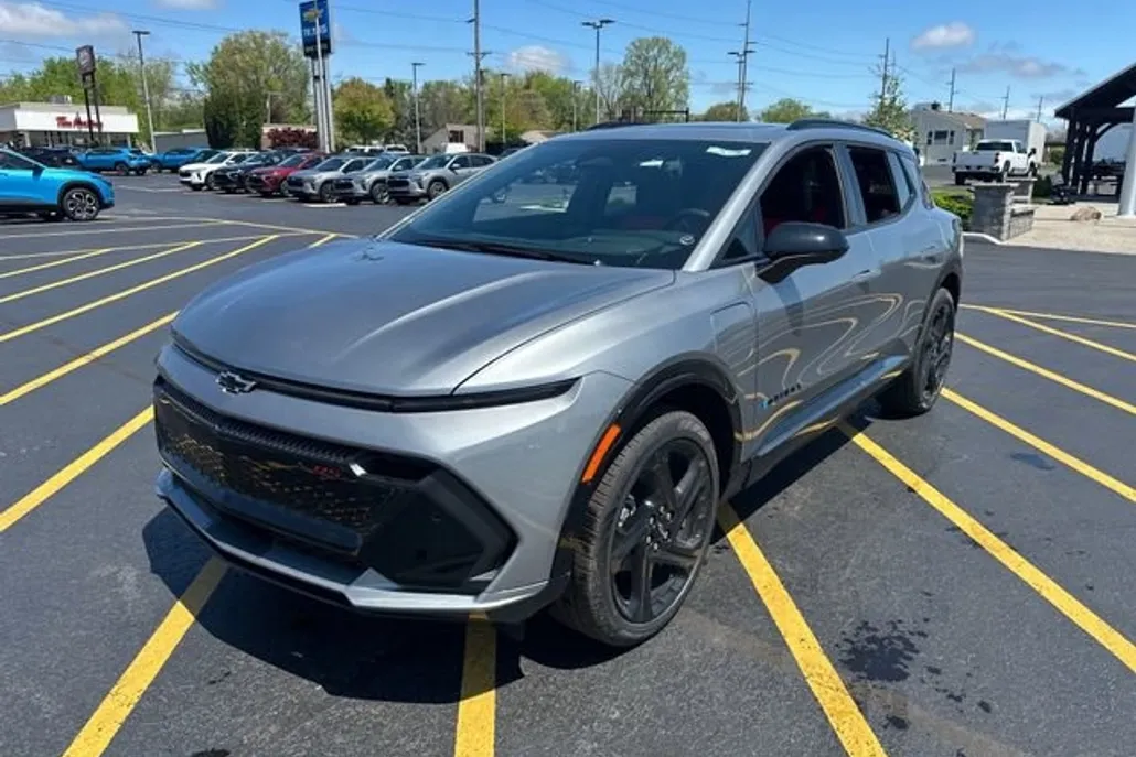 2025 Chevrolet Equinox EV 3RS photo 1