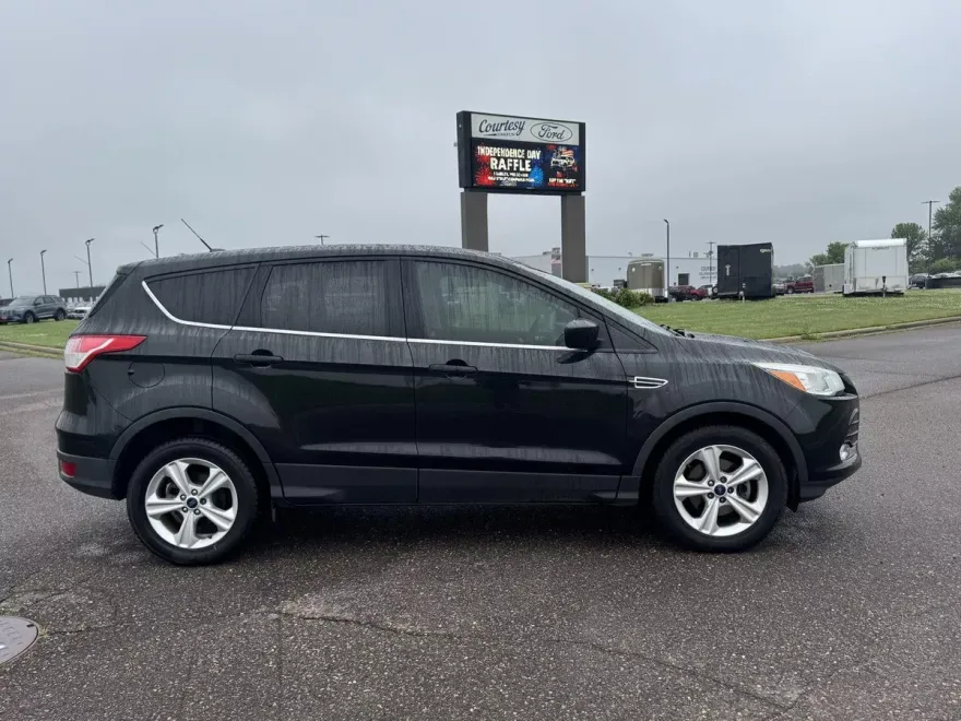 2014 Ford Escape SE photo 1
