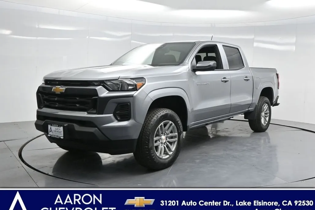 2026 Chevrolet Colorado LT photo 1