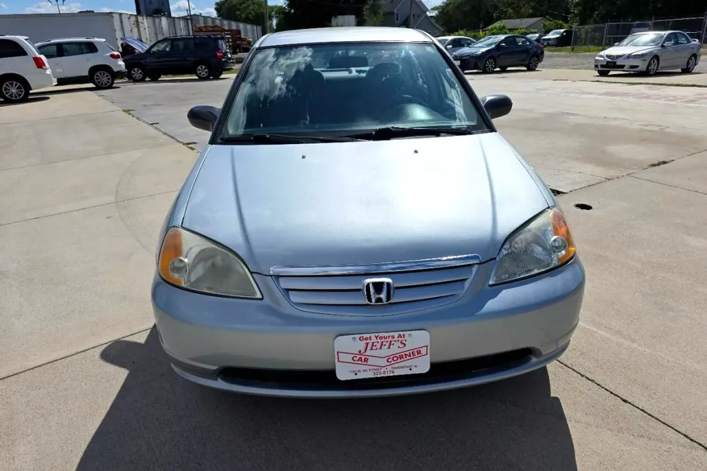 2002 Honda Civic LX photo 1