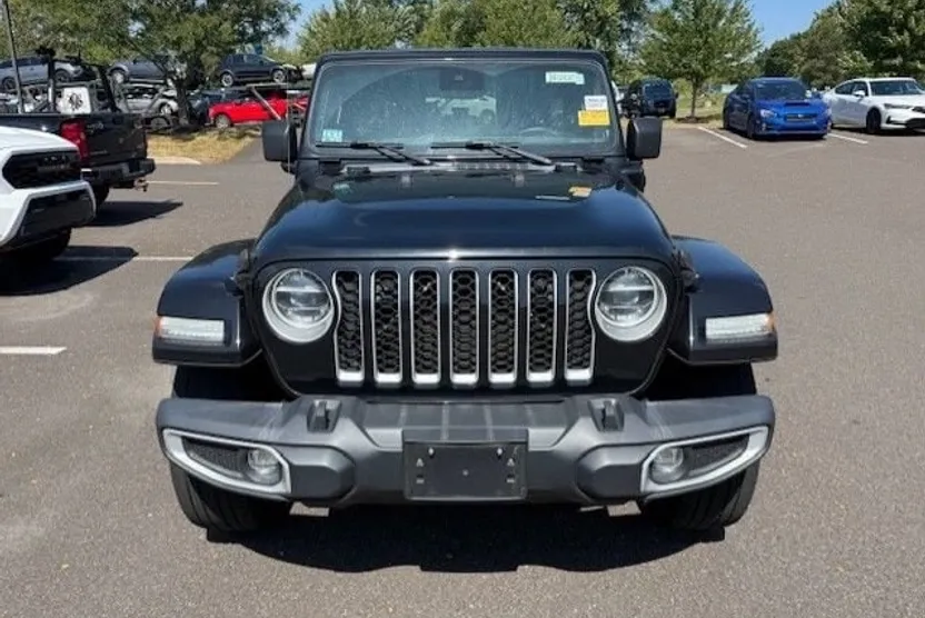 2021 Jeep Wrangler 4xe Unlimited Sahara photo 1