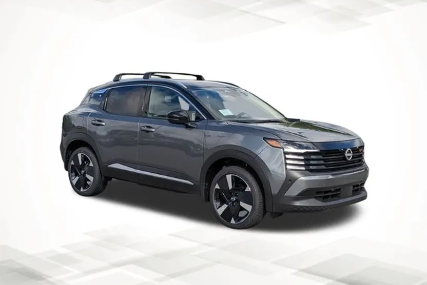 2025 Nissan Kicks SR photo 1