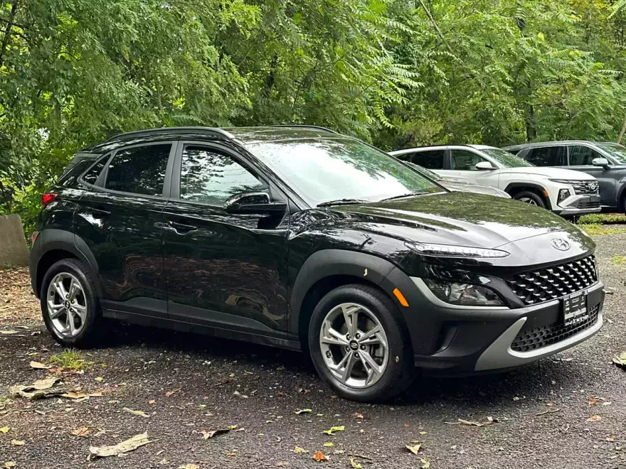 2023 Hyundai Kona SEL photo 1