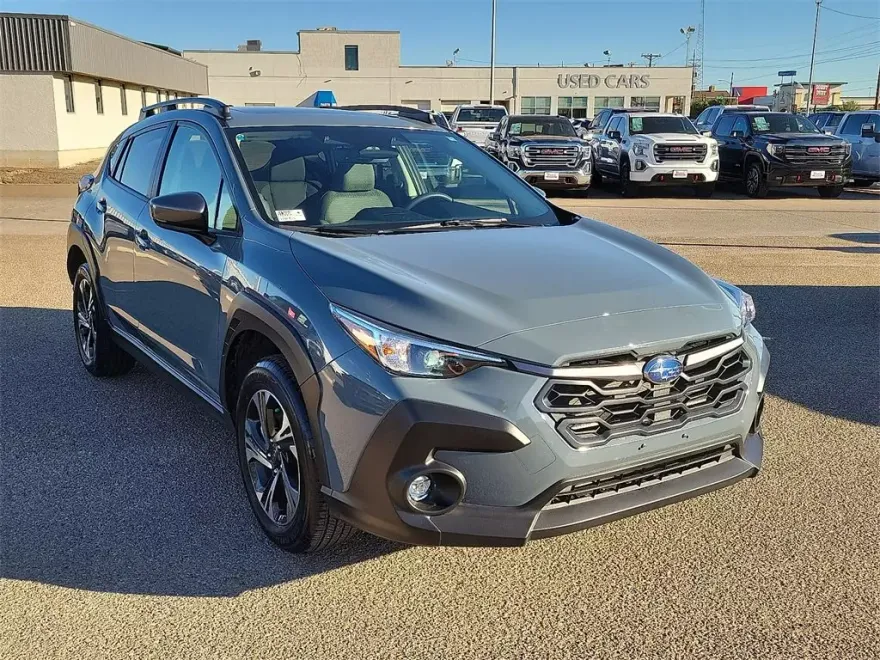 2024 Subaru Crosstrek Premium photo 1