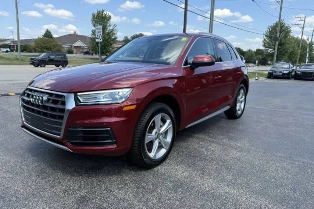 2018 Audi Q5 Premium Plus photo 1