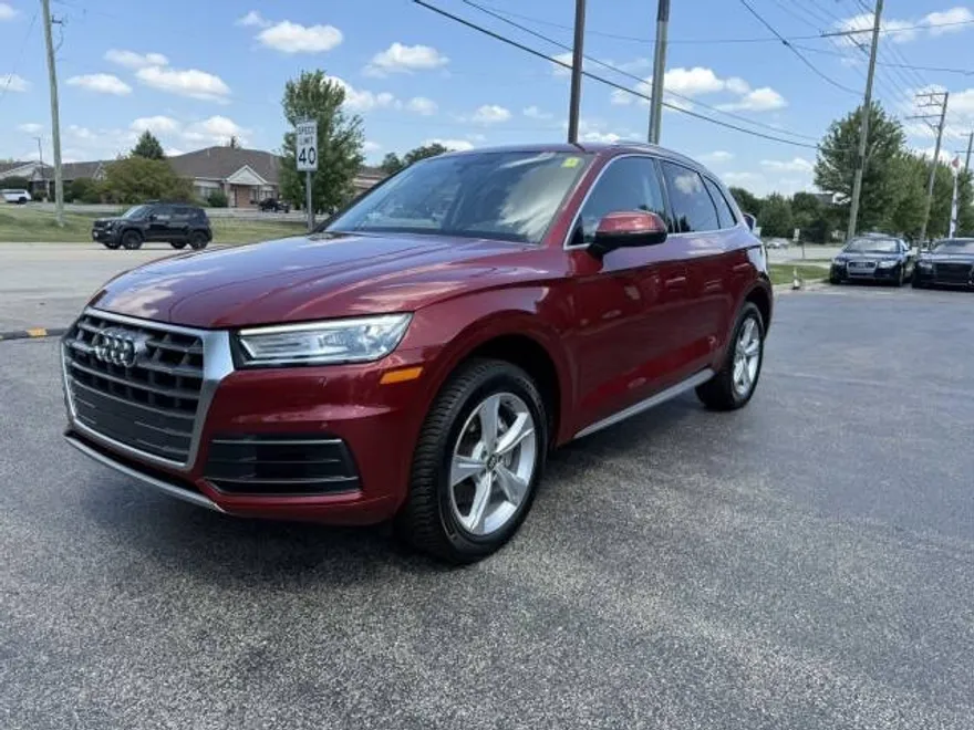 2018 Audi Q5 Premium Plus photo 1