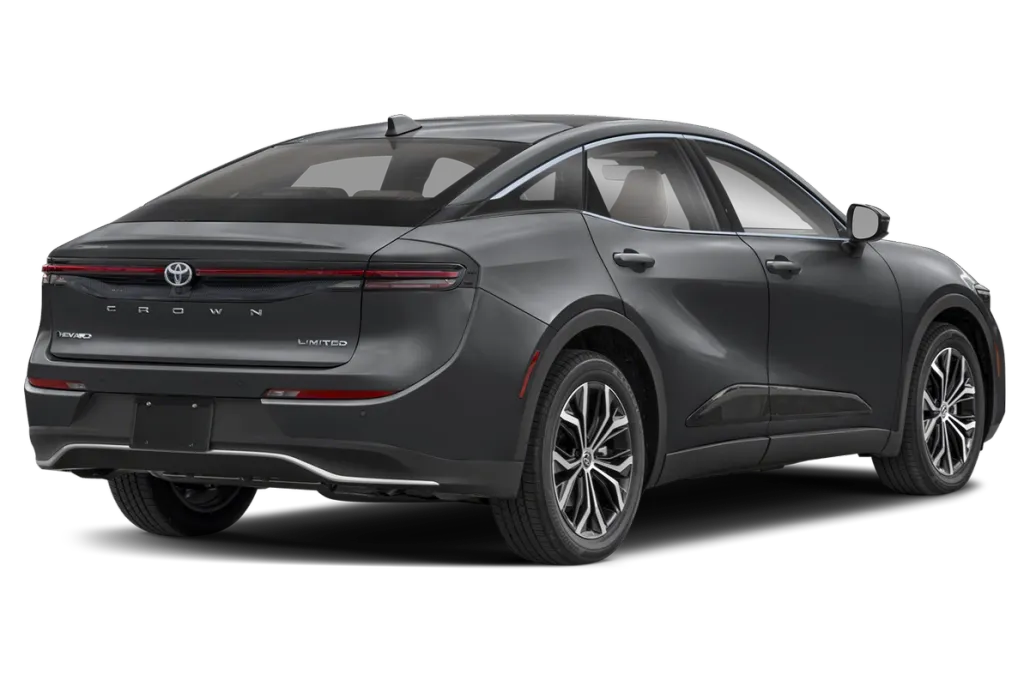 2024 Toyota Crown XLE photo 1