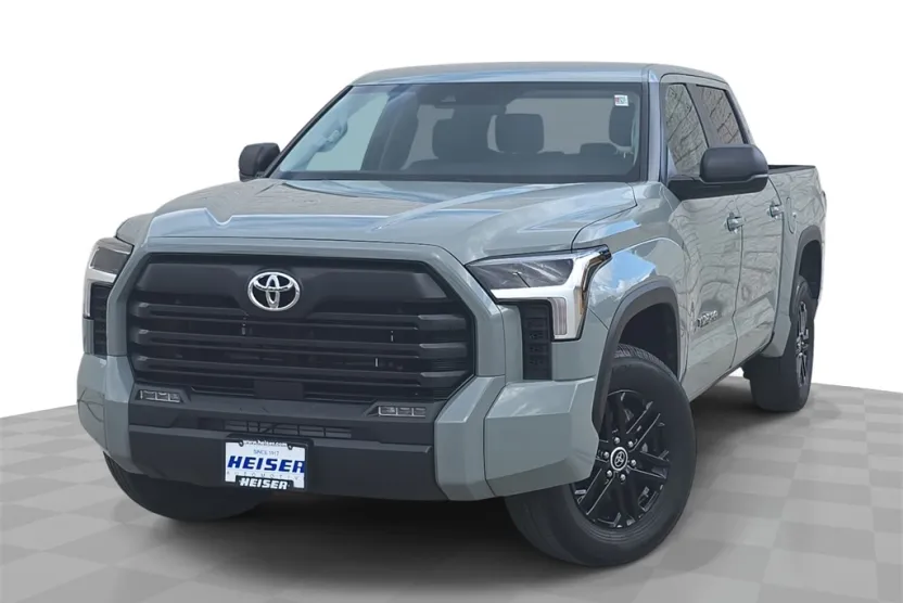 2024 Toyota Tundra SR5 photo 1