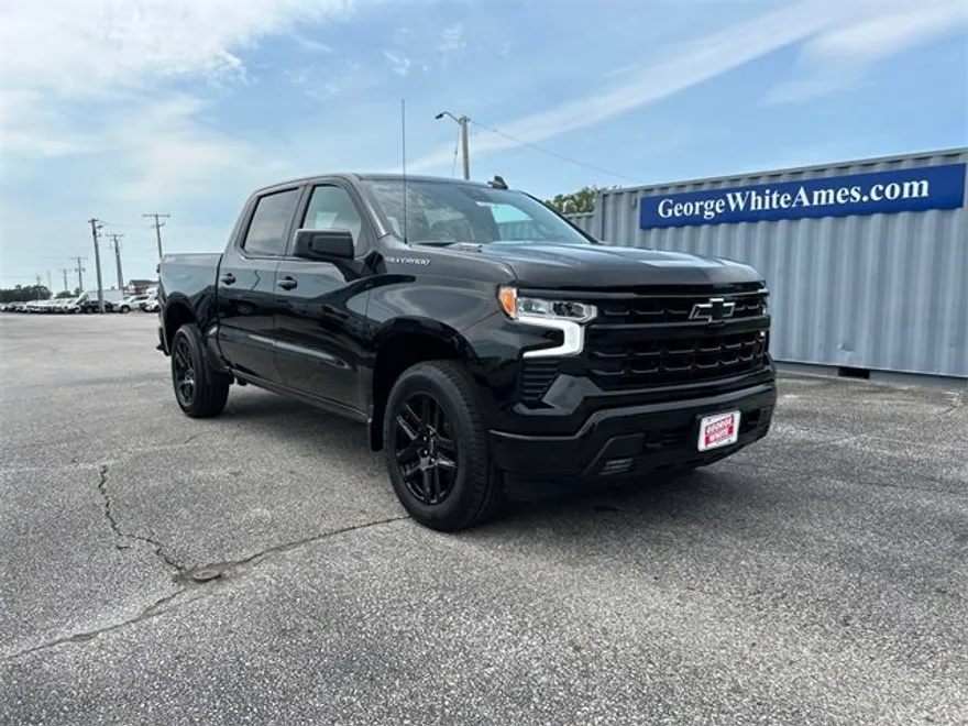 2026 Chevrolet Silverado 1500 RST photo 1
