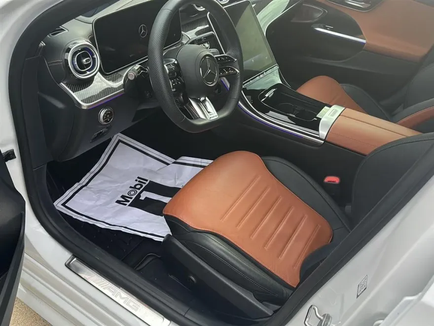 2023 Mercedes Benz C AMG 43 photo 1