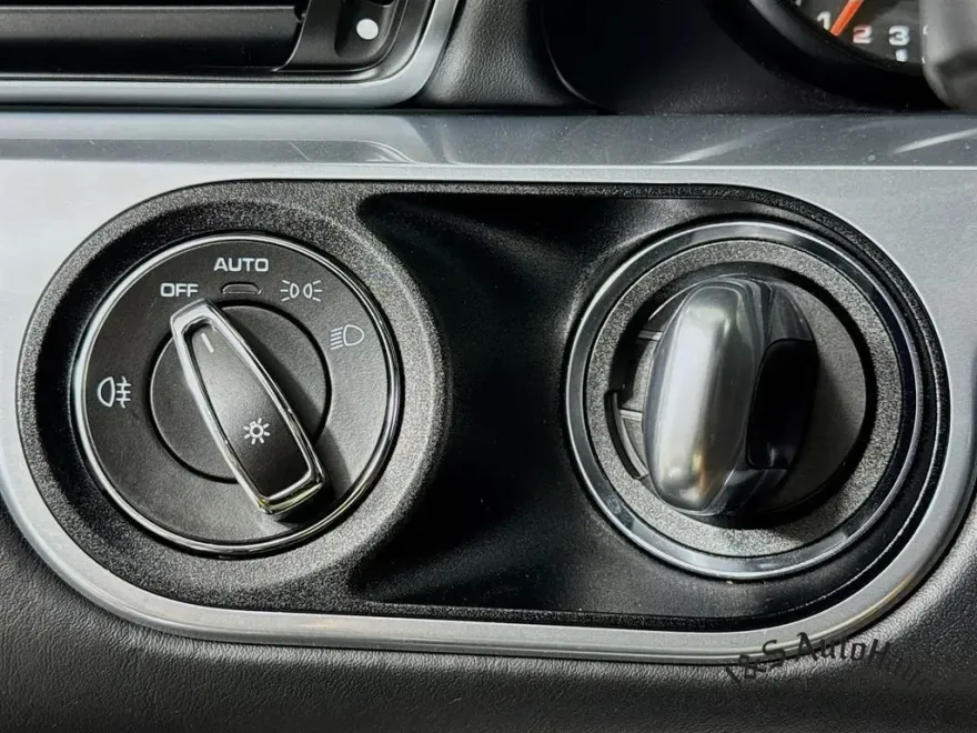 2019 Porsche 911 Turbo photo 9