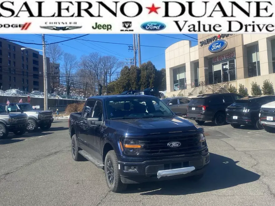 2025 Ford F-150 XLT photo 1
