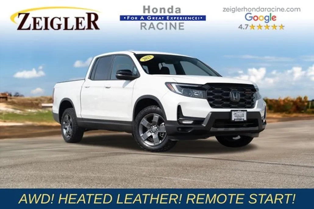 2025 Honda Ridgeline TrailSport photo 1