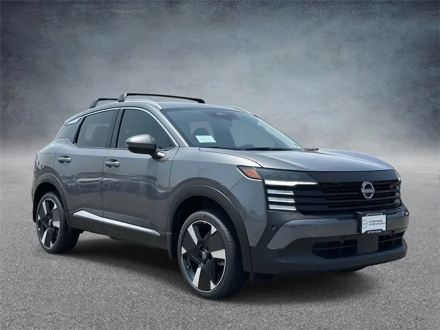 2025 Nissan Kicks SR photo 1