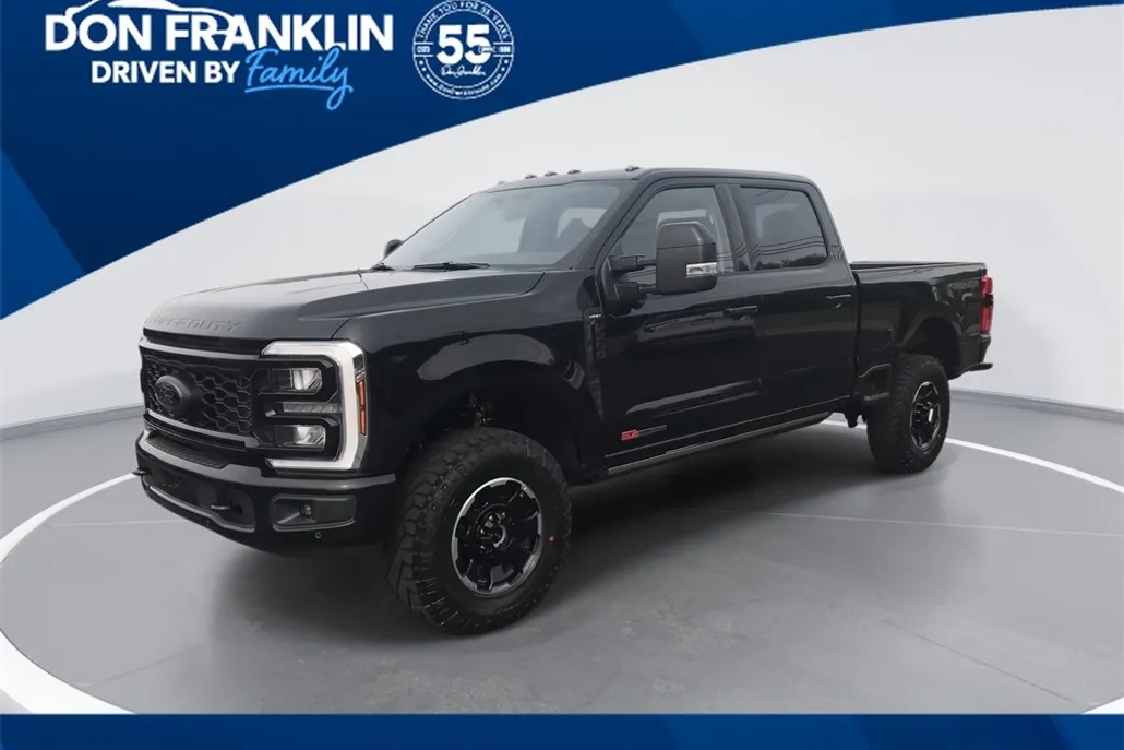 2025 Ford F-250 Lariat photo 1