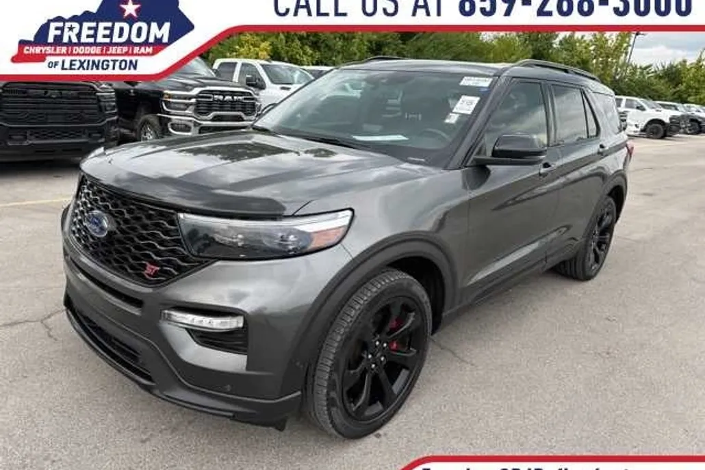 2020 Ford Explorer ST photo 1
