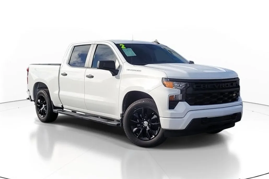 2022 Chevrolet Silverado 1500 Custom photo 1